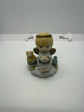 Vintage Made in China Ceramic Angel‎ Candle Holder Figurine w/ Bird & Lamb Sheep